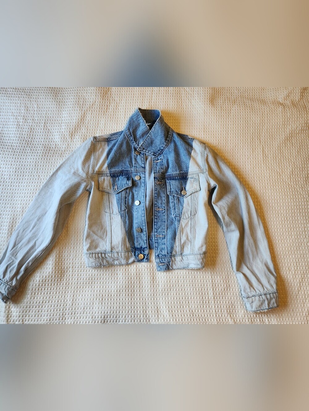 Women's Hudson Distressed Cropped Jean Jacket Size Small